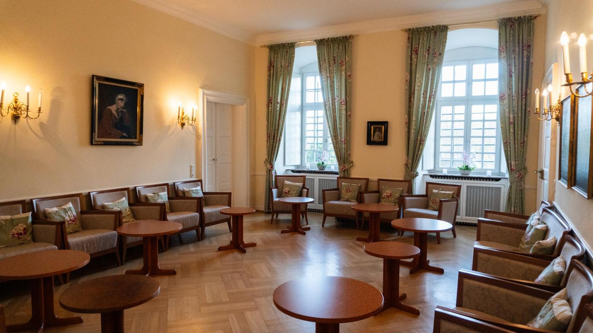 Hotel Schloss Hoehnscheid 바트아롤젠 외부 사진