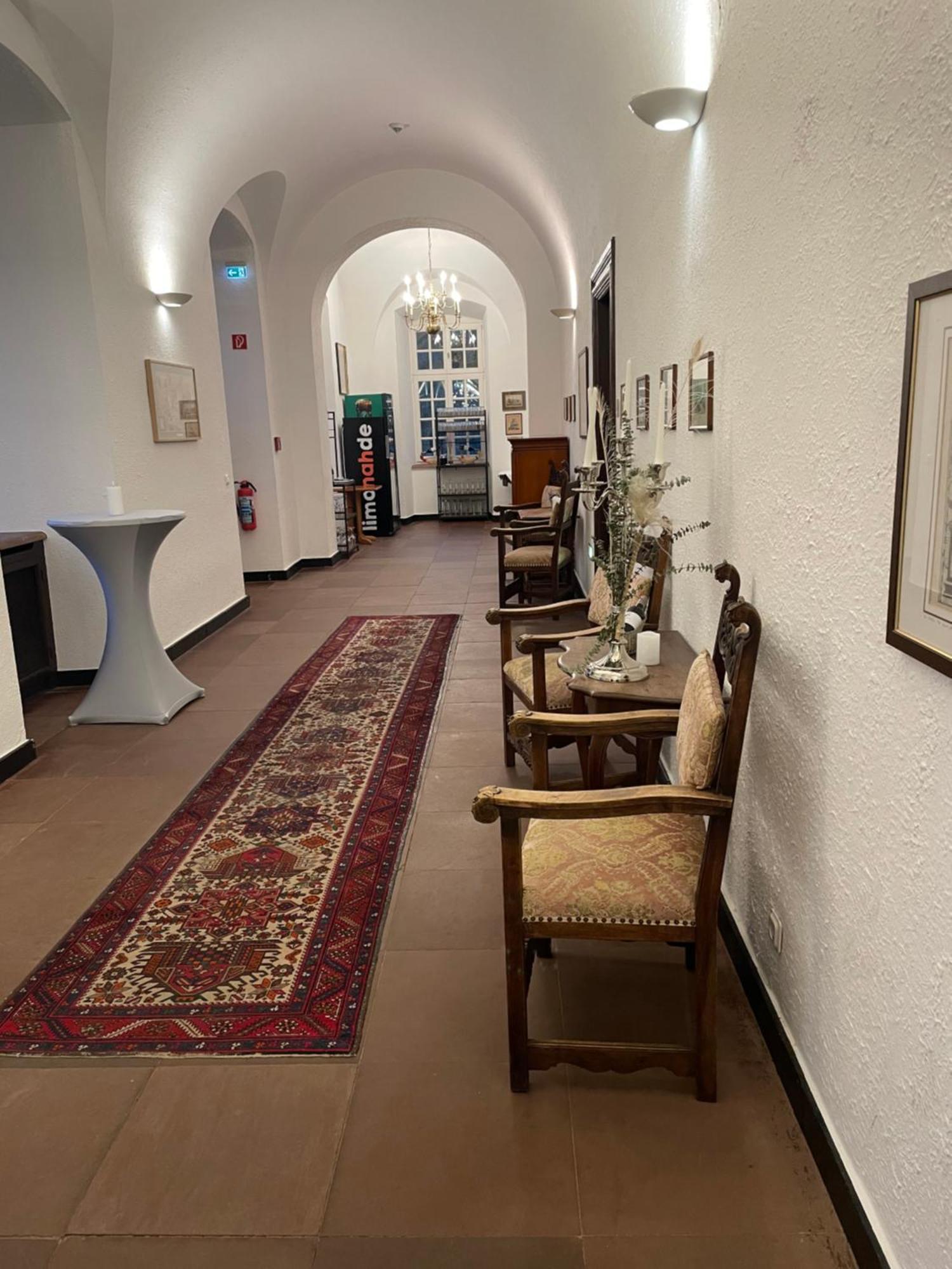 Hotel Schloss Hoehnscheid 바트아롤젠 외부 사진