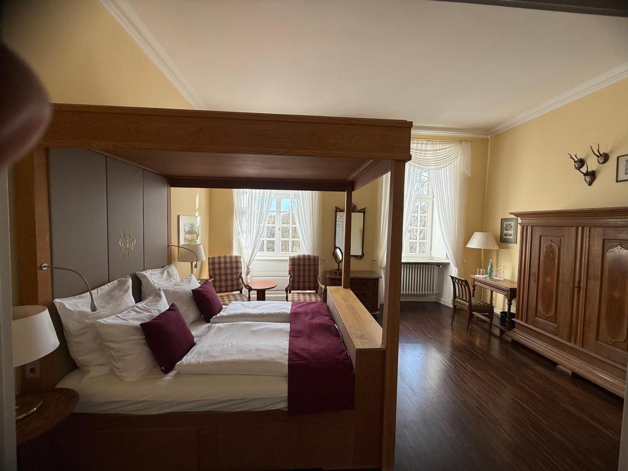 Hotel Schloss Hoehnscheid 바트아롤젠 외부 사진
